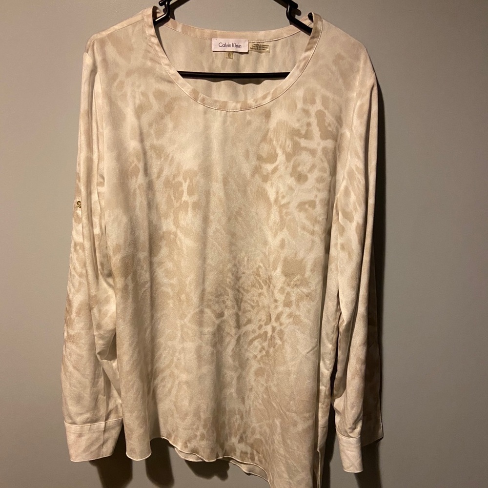CALVIN KLEIN ASYMMETRIC PATTERNED BLOUSE